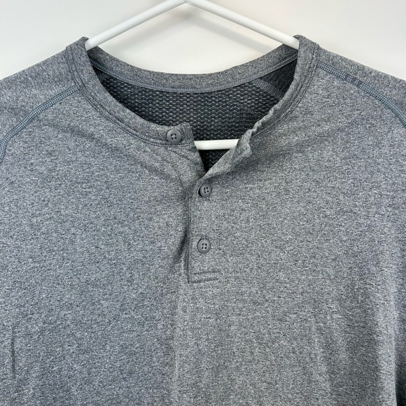 Lululemon Metal Vent tech Long Sleeve Shirt mens medium grey activewear gym - Picture 8 of 9